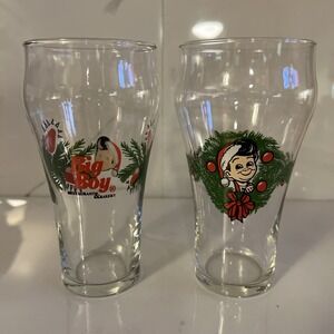 2 Bob's Big Boy Restaurant & Bakery Wreath Holidays Christmas Glass Cup  #7601